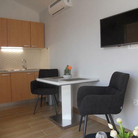 Apartments Mihalic I Baška Екстериор снимка