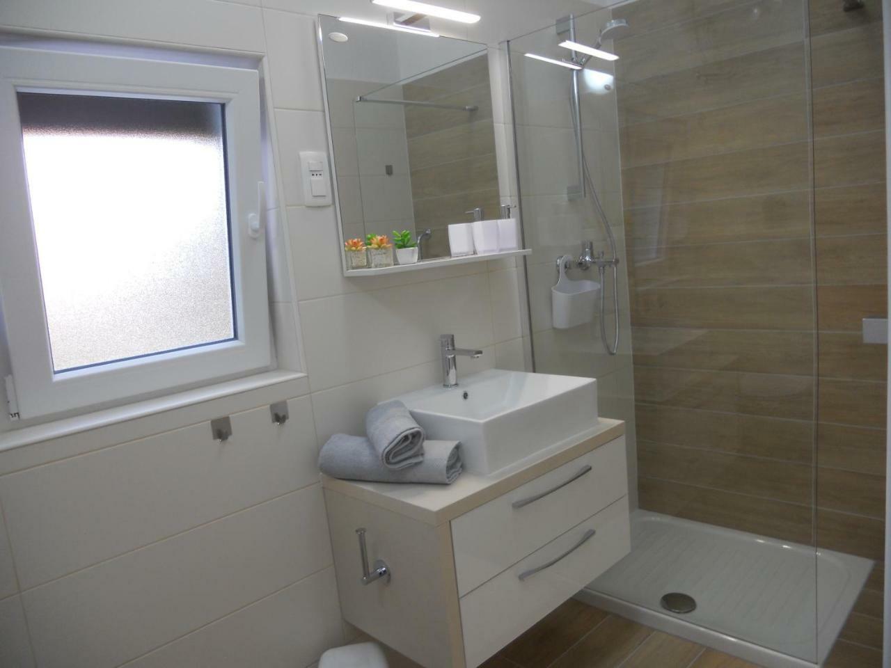Apartments Mihalic I Baška Екстериор снимка